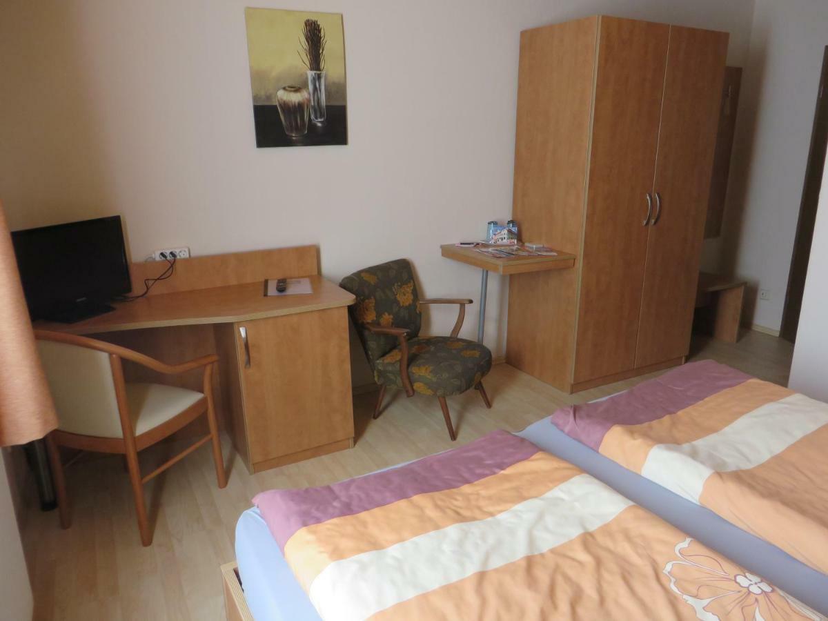 Pension Zur Quelle Bad Frankenhausen Exterior foto