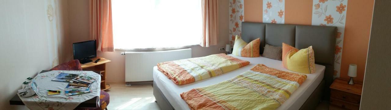 Pension Zur Quelle Bad Frankenhausen Exterior foto